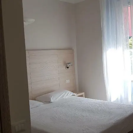 Cecio 5 Terre 4*
