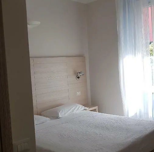 Cecio 5 Terre 4*